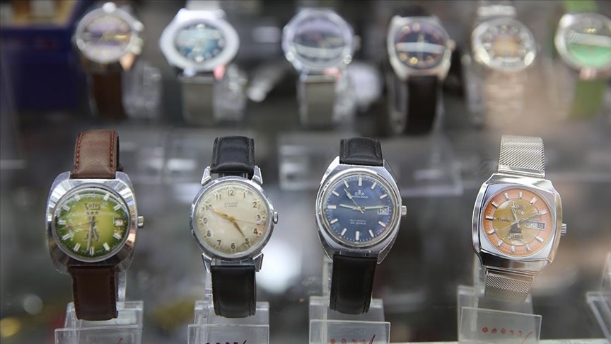 Karabüklü saat tamircisi yarım asırdır saatleri ayarlıyor