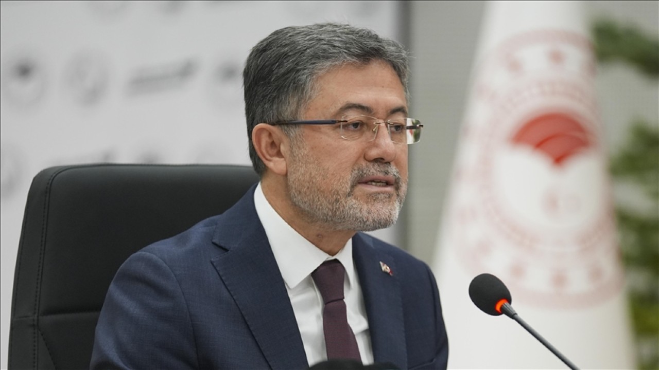 Bakan Yumaklı: Yeşil vatan seferberliği kapsamında 1 yılda 550 milyon fidan ve tohumu toprakla buluşturmayı hedefliyoruz