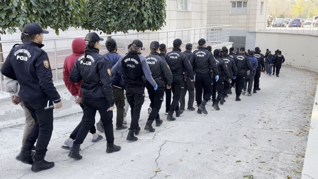 "Narkokapan Konya" operasyonunda yakalanan 424 zanlı tutuklandı