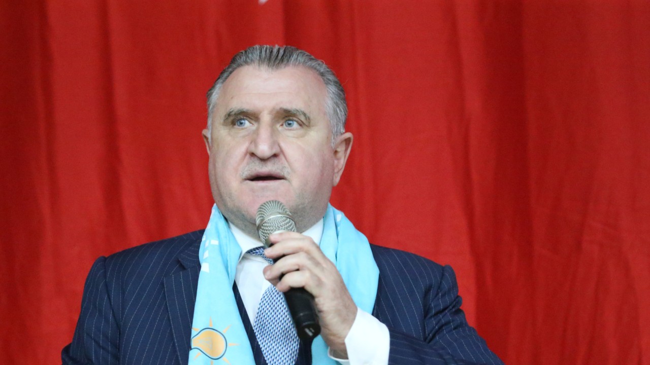 Bakan Bak: Gazze'de çocuklar uyurken sessiz kalınır, çocuklar öldürülürken sessiz kalamayız