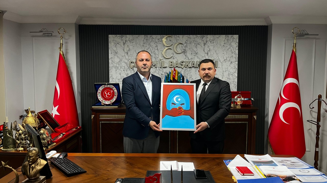 Ülkü Ocakları Çorum İl Başkanı Dalyan'dan MHP Çorum İl Başkanı Mehmet İhsan Çıplak'a ziyaret