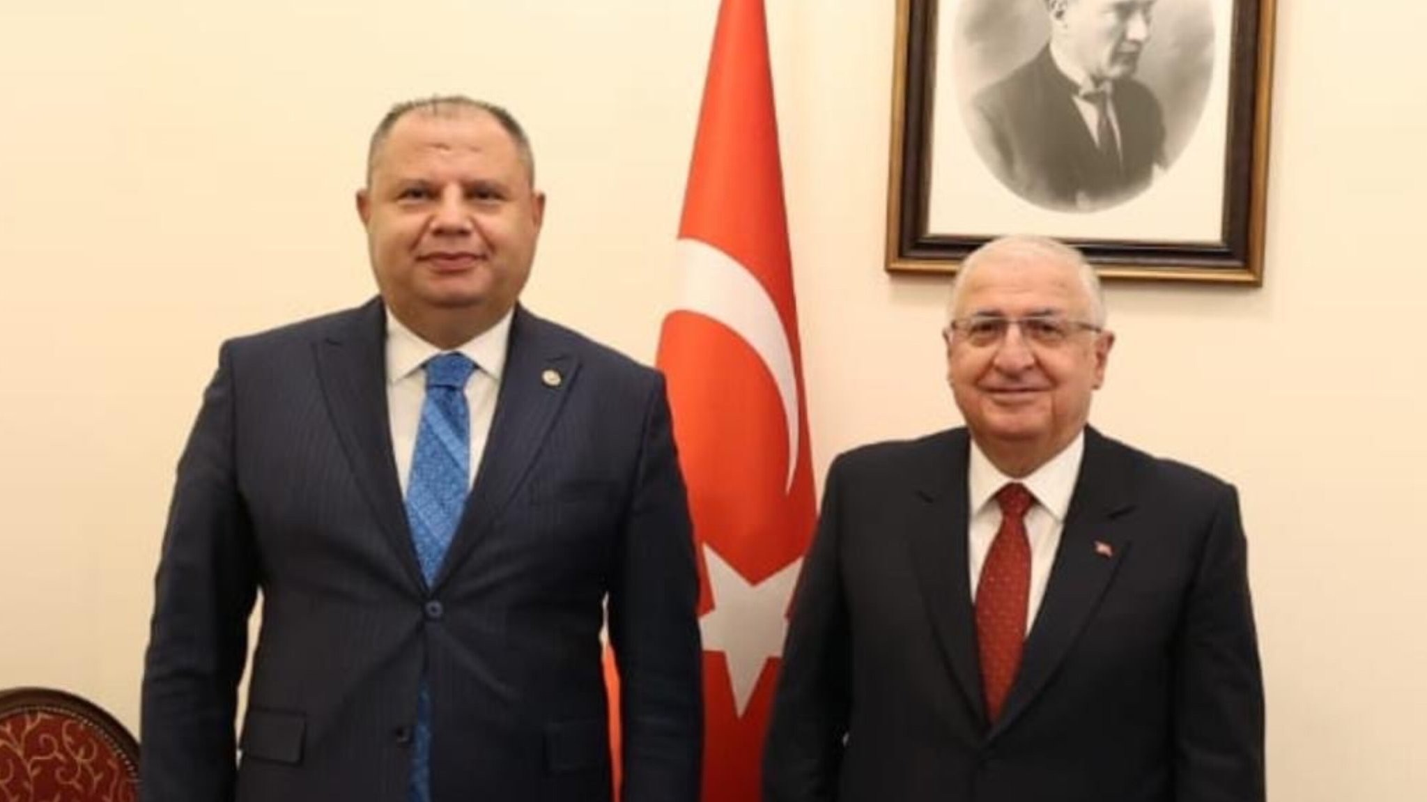 MHP'li Öztürk'ten Milli Savunma Bakanı Yaşar Güler'e ziyaret