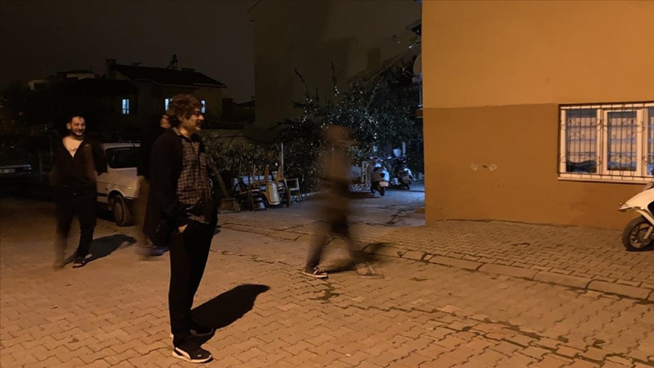 Balıkesir Sındırgı'da art arda 4 deprem meydana geldi