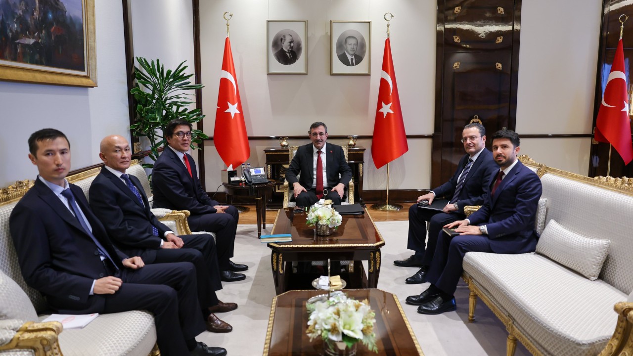 Cumhurbaşkanı Yardımcısı Yılmaz, Kırgızistan Bakanlar Kurulu Başkan Yardımcısı Baysalov'u kabul etti