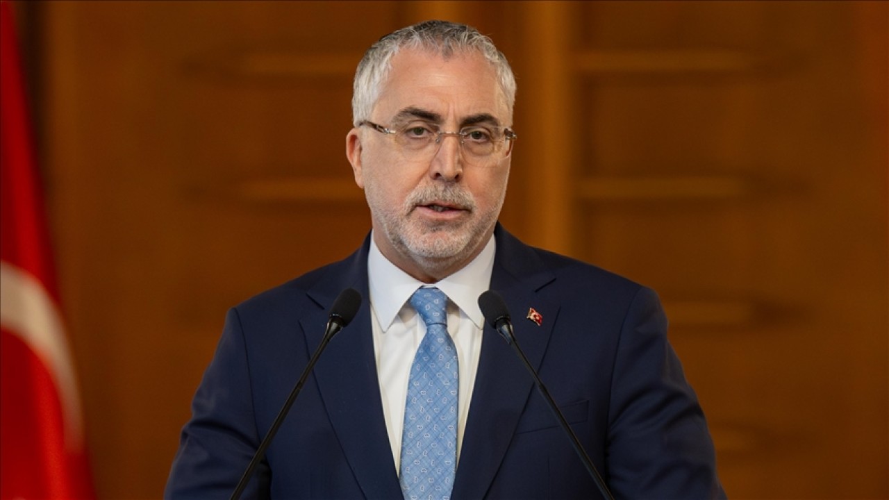 Bakan Işıkhan, KKTC'nin kuruluşunun 42. yılını kutladı