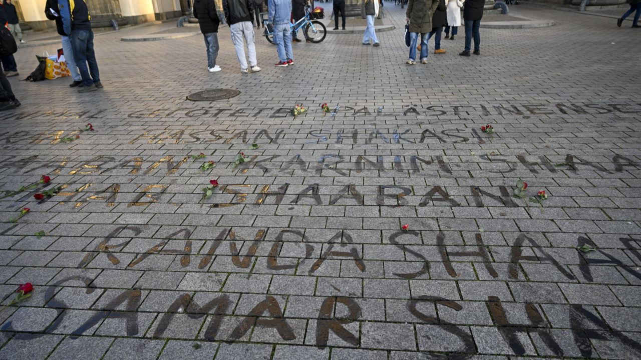 Berlin'de, Filistin'deki can kayıplarına dikkat çeken eylem gerçekleştirildi