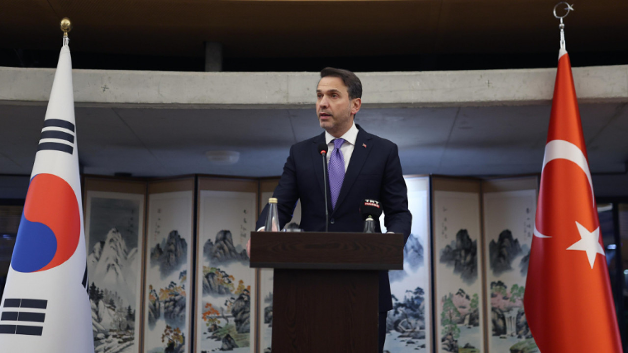 Bakan Bayraktar'dan, Güney Kore ile nükleer enerjide işbirliğine gidilmesine ilişkin paylaşım