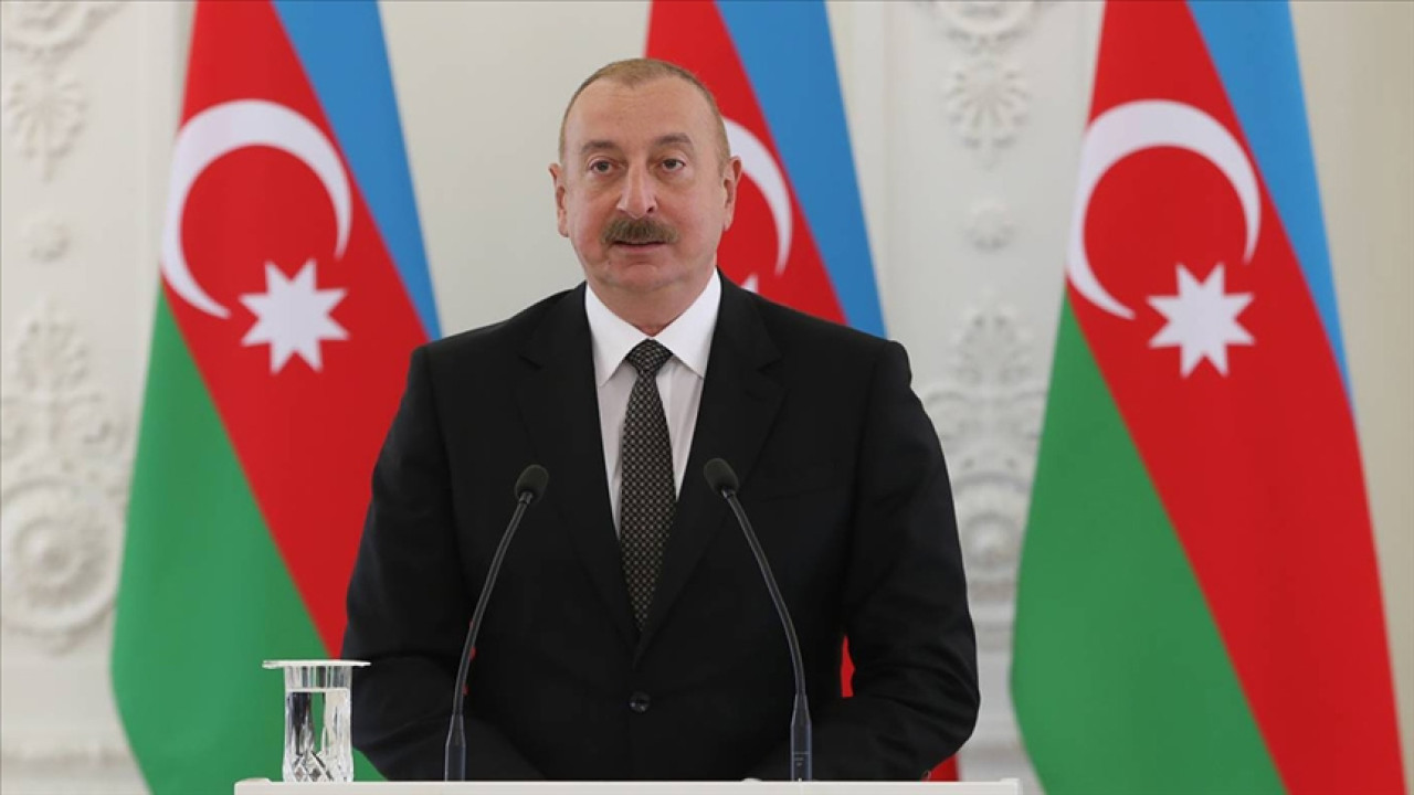 Azerbaycan Cumhurbaşkanı Aliyev, Bosna Hersek'in "Devlet Günü"nü kutladı