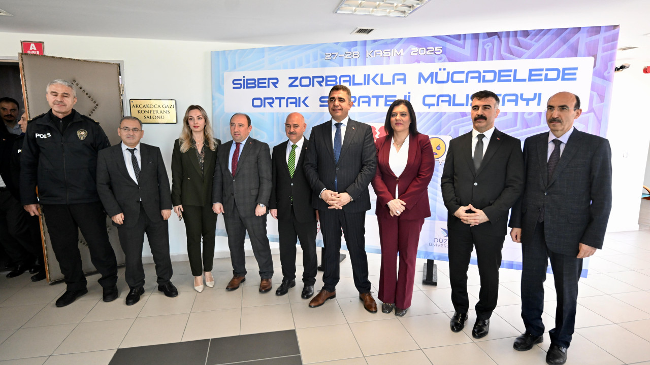Düzce'de "Siber Zorbalıkla Mücadelede Ortak Strateji Çalıştayı" başladı