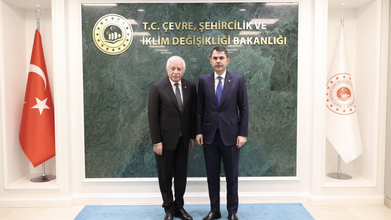 Bakan Kurum, TBMM Başkanvekili Celal Adan'ı kabul etti