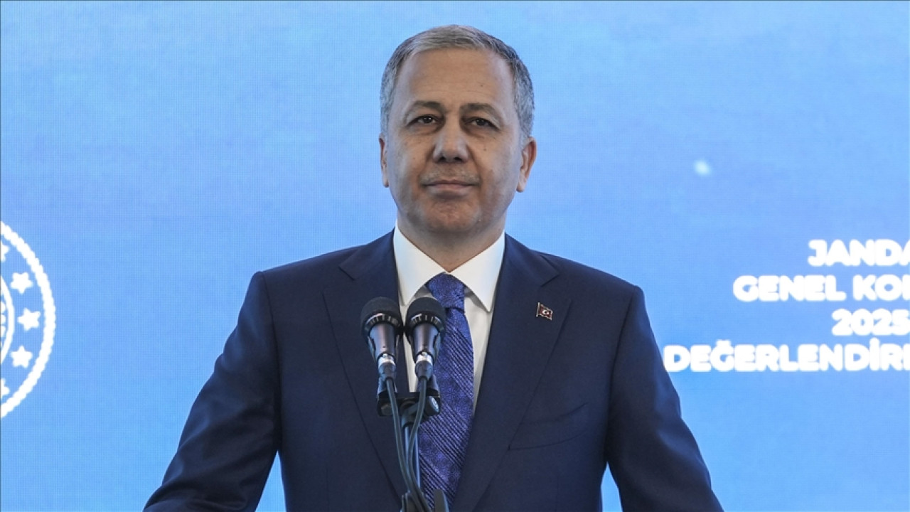 Bakan Yerlikaya: Terörsüz Türkiye hedefiyle terörün gölgesinin düştüğü değil, büyük ve güçlü Türkiye'yi konuşacağız