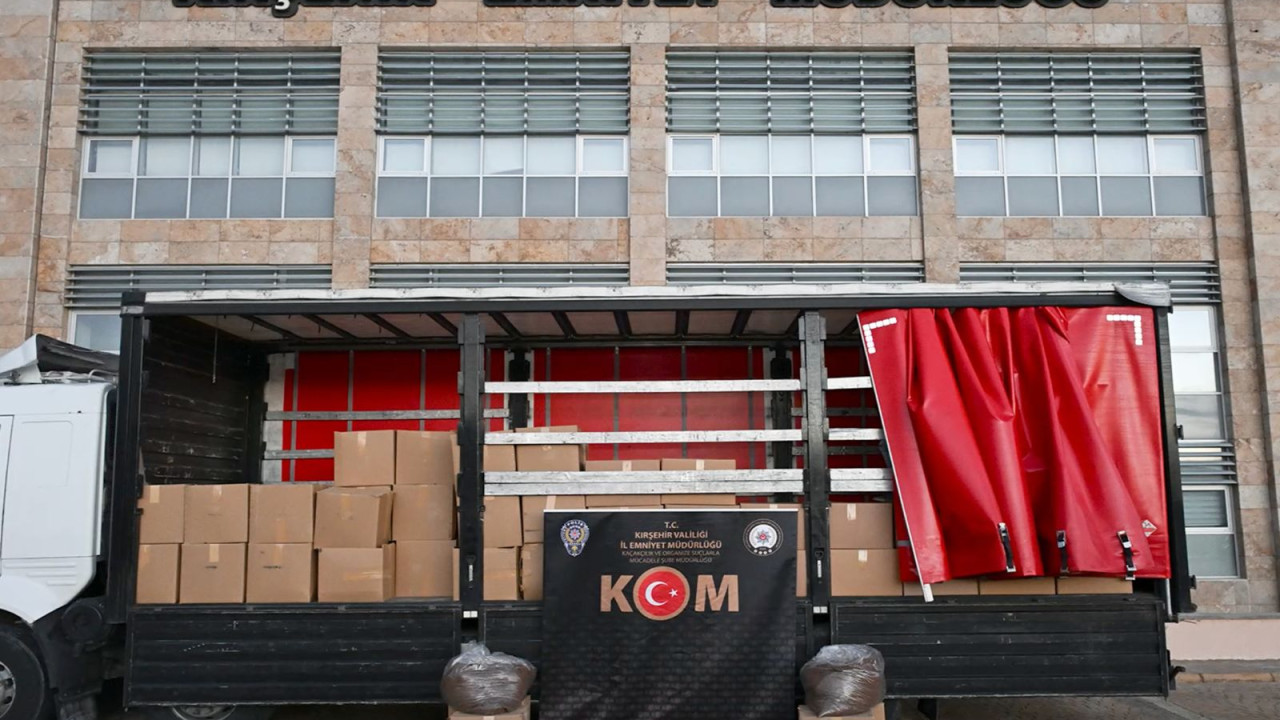 Kırşehir'de 3,5 ton kaçak tütün ele geçirildi