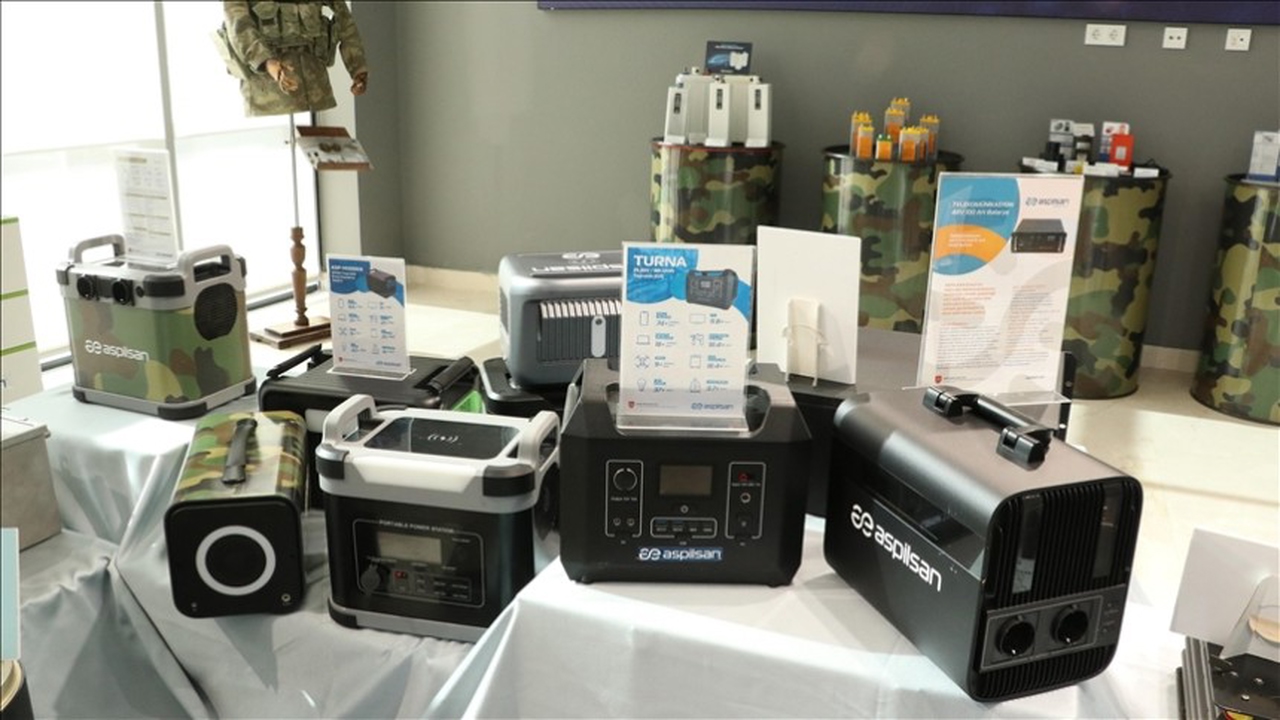 ASPİLSAN Enerji, bavul, çanta ve raf tipi taşınabilir bataryalar üretiyor