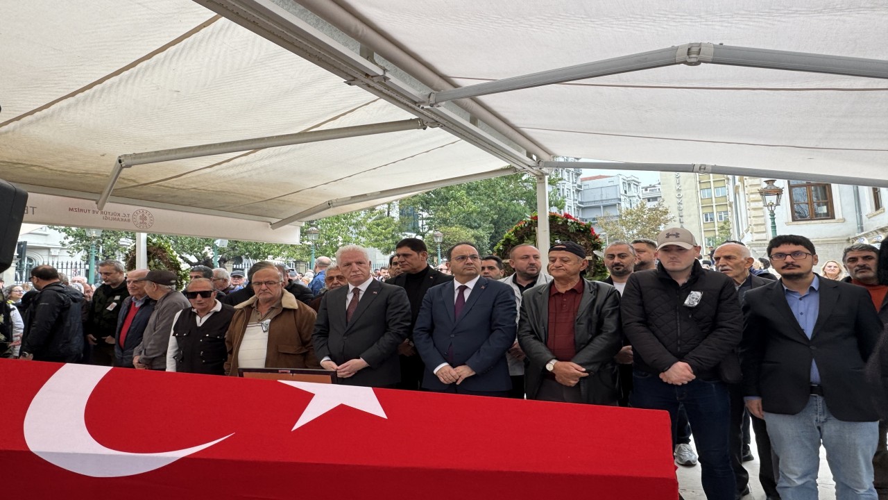 Oyuncu Arif Erkin Güzelbeyoğlu son yolculuğuna uğurlandı