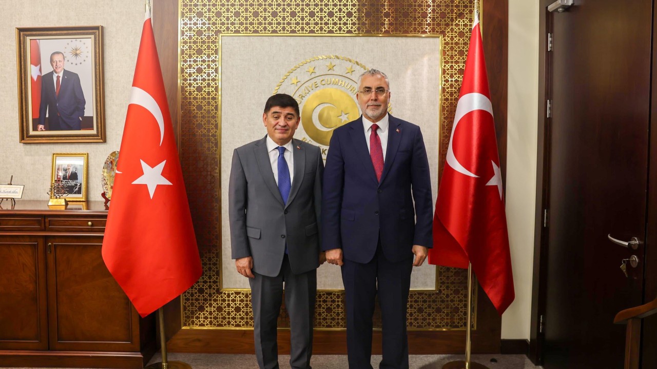 Bakan Işıkhan'dan Doha Büyükelçisi Mustafa Göksu’ya ziyaret