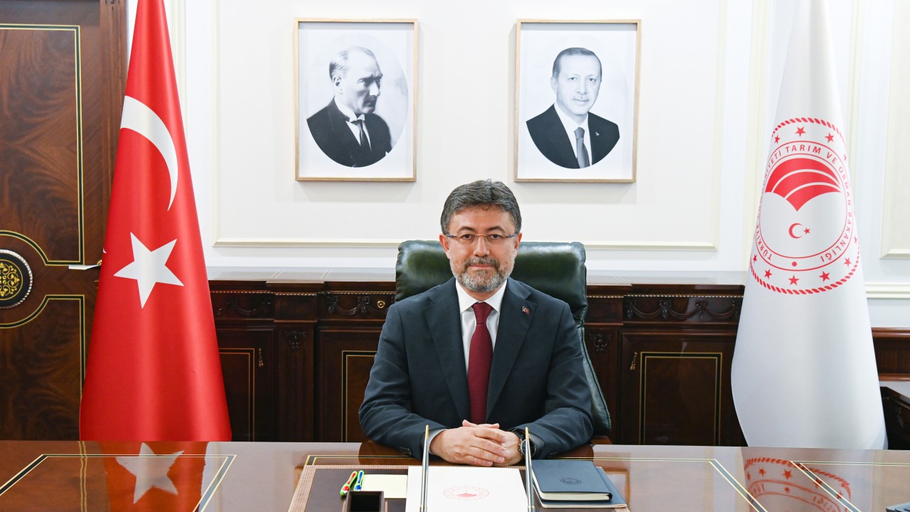 Tarım ve Orman Bakanı Yumaklı, Aliya İzetbegoviç'i andı