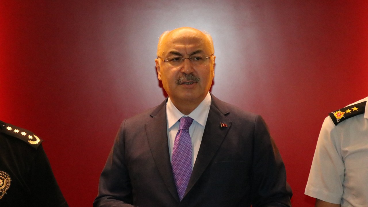 Adana Valisi Yavuz Selim Köşger eylül ayındaki asayiş çalışmalarını değerlendirdi