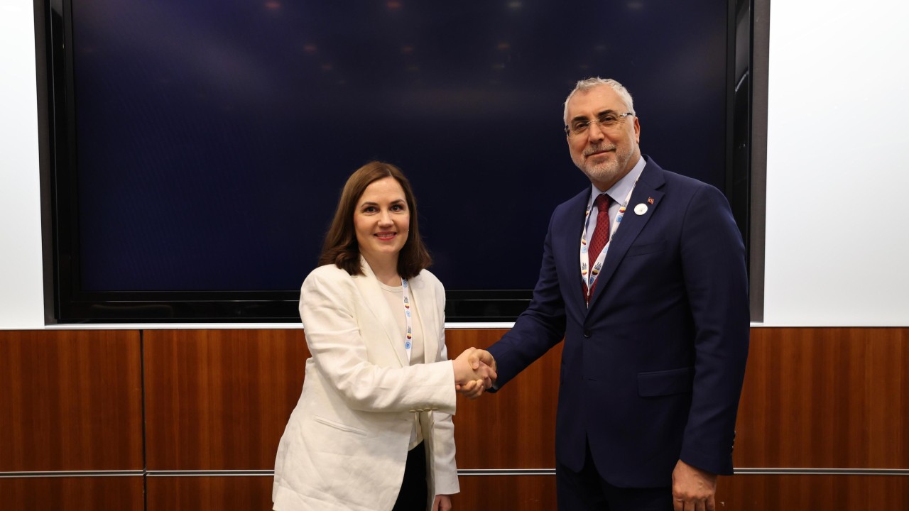 Bakan Işıkhan, Finlandiya Sosyal Güvenlik Bakanı Sanni Grahn-Laasonen ile görüştü