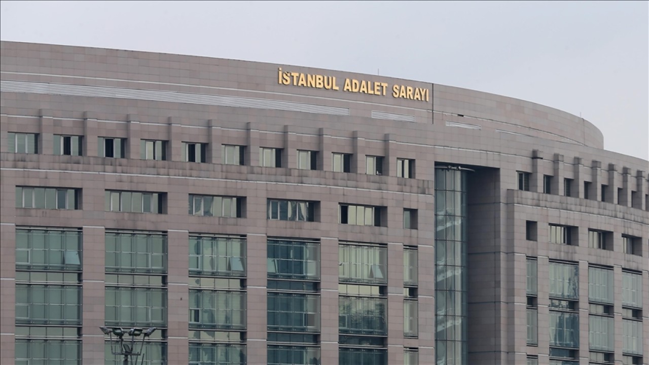 Borsa İstanbul'da manipülasyon soruşturmasında iki holdinge kayyum atandı