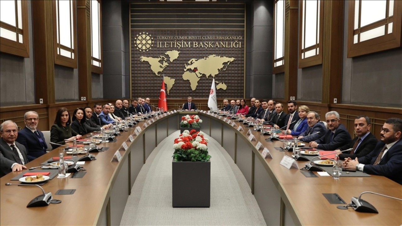 İletişim Başkanı Duran, Türkiye Basın Federasyonu heyetini kabul etti