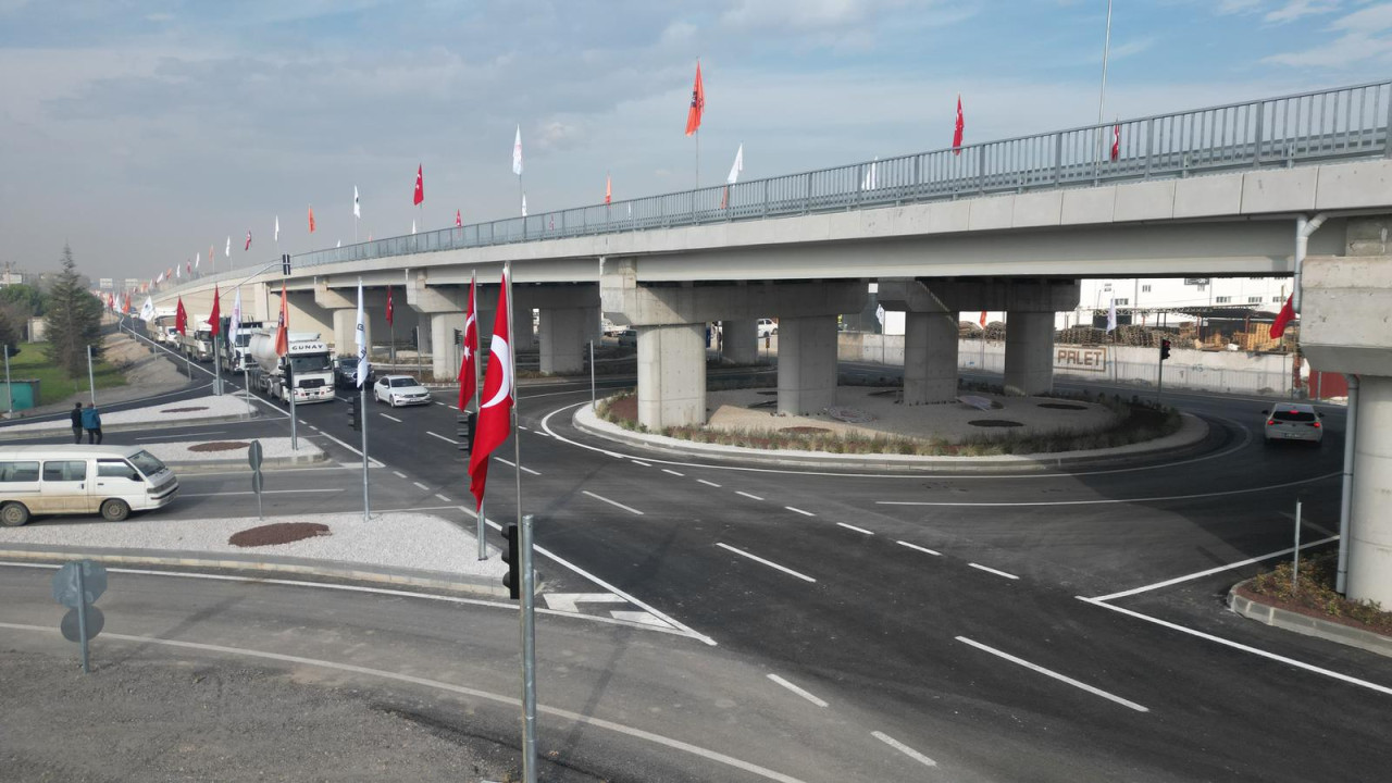 Bursa'da trafiği rahatlatacak projelerin açılışı ve temel atma törenleri yarın yapılacak