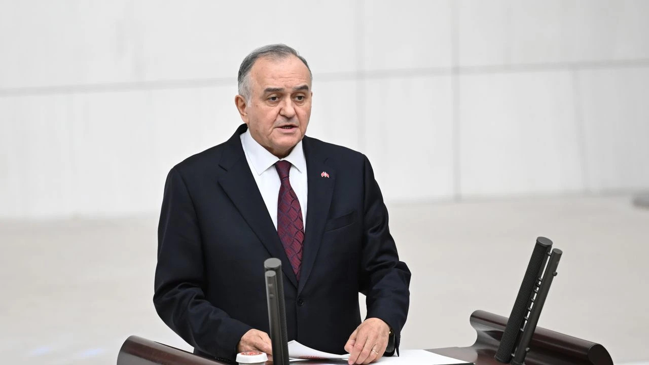 MHP'li Akçay: İsrail'e kapsamlı yaptırımlar uygulanmalıdır