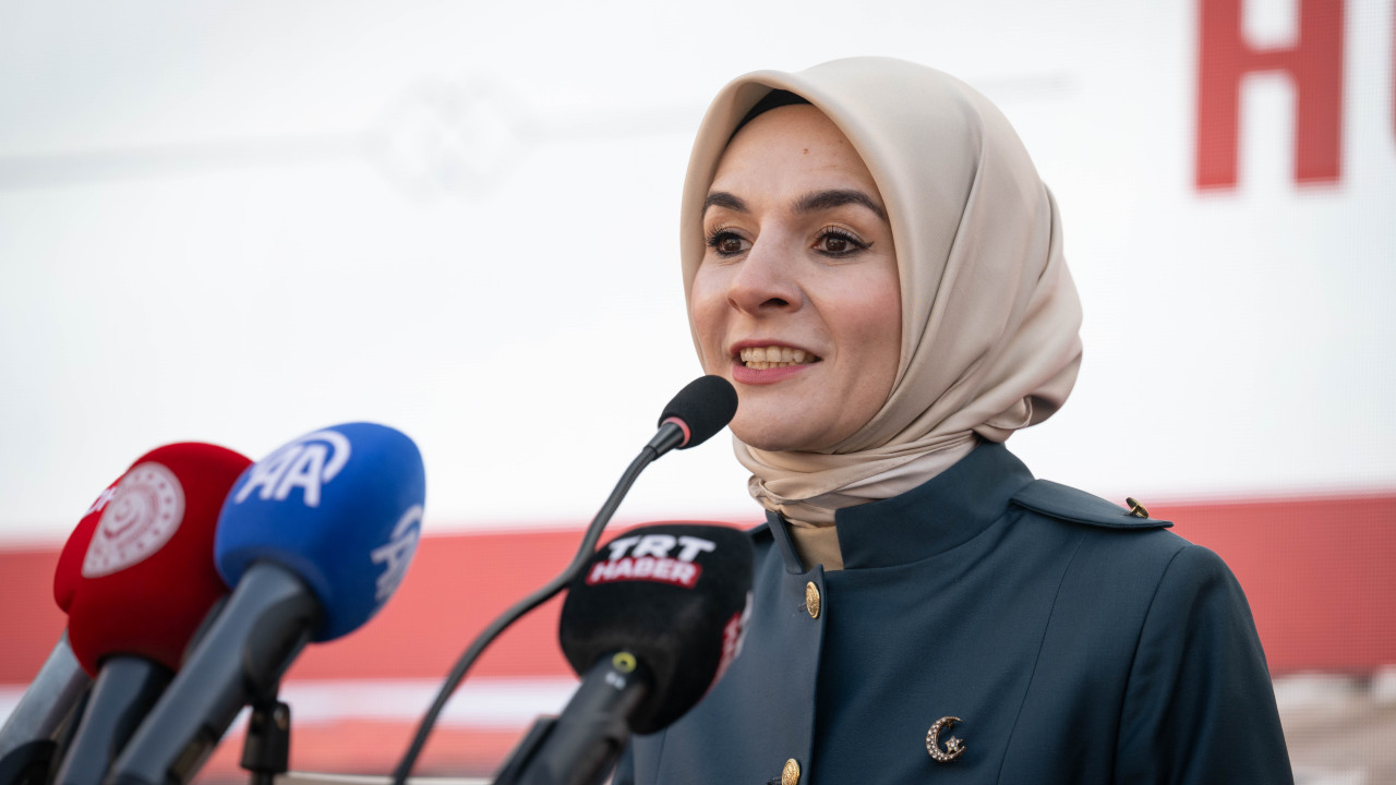 Bakan Göktaş, Nallıhan'da toplu açılış töreninde katıldı