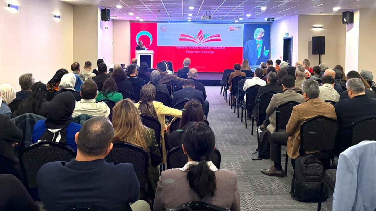 MEB ve ÖSYM, Türkiye Yüzyılı Maarif Modeli kapsamında soru modeli çalışmaları yürütüyor
