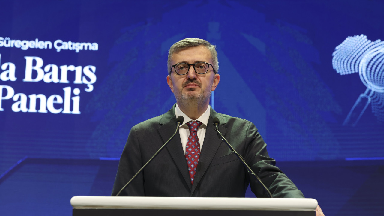 İletişim Başkanı Duran, "Afrika'nın Kalbinde Süregelen Çatışma Sudan'da Barış Arayışı Paneli"ne katıldı