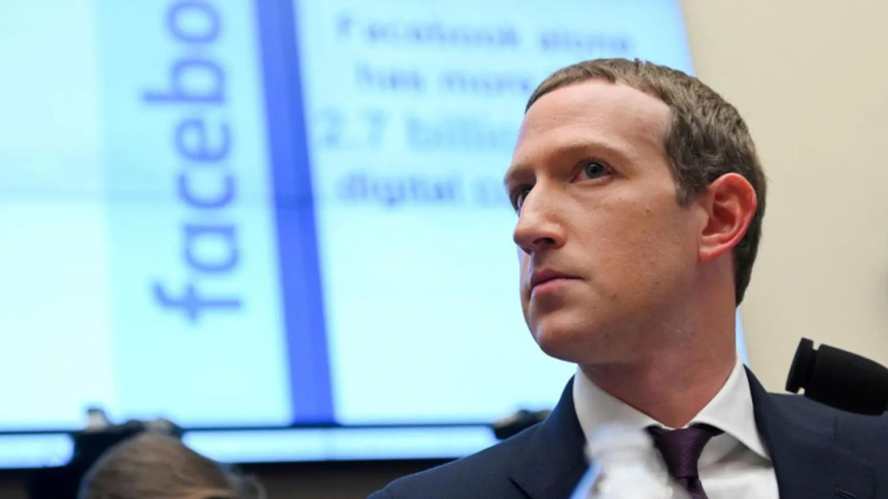Mark Zuckerberg, casusluk suçlamalarına karşı açıklama yapması için İspanya Meclisi'ne çağrıldı