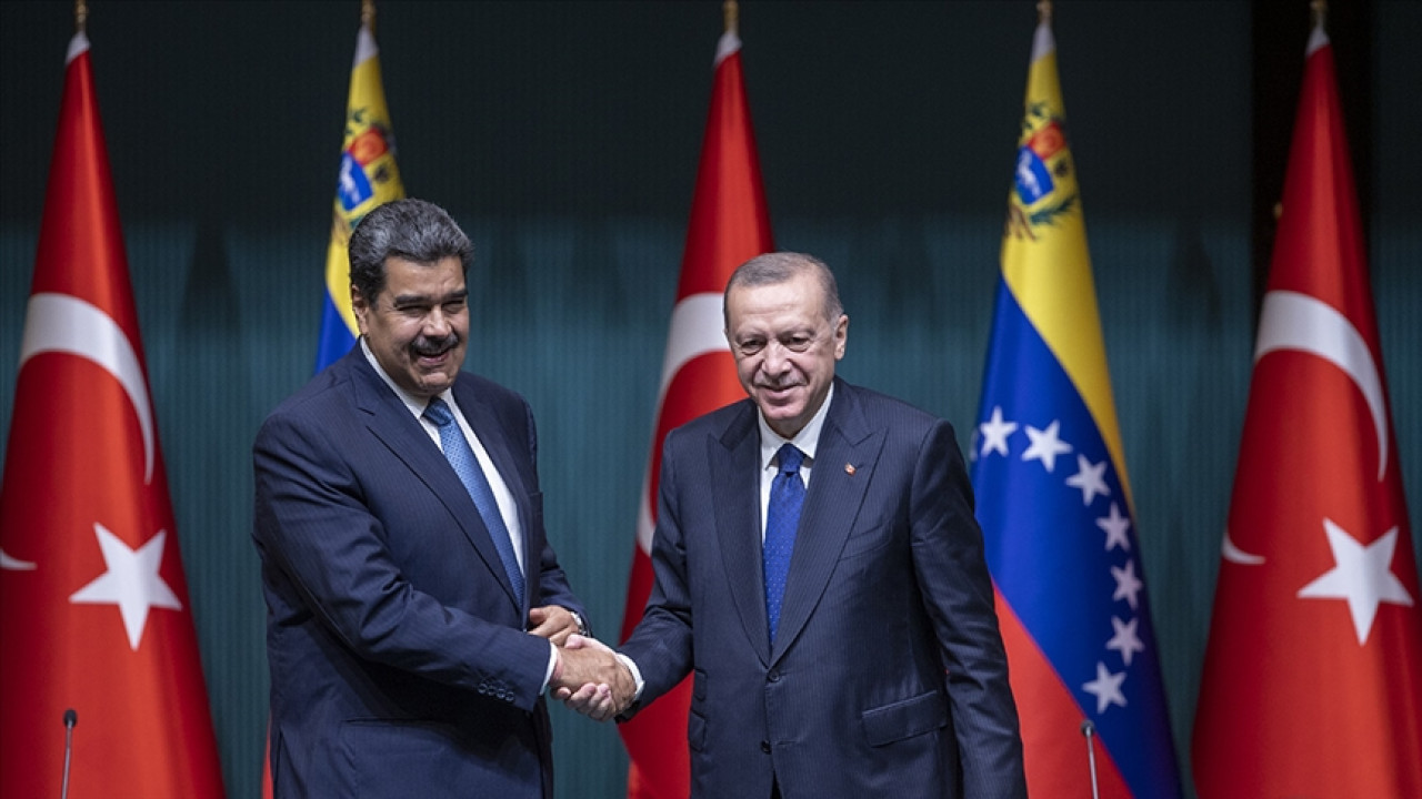 Cumhurbaşkanı Erdoğan, Venezuela Devlet Başkanı Maduro ile telefonda görüştü