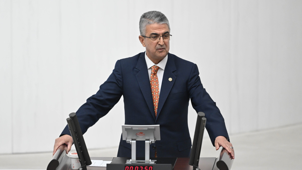 MHP'li Aydın'dan Yunanistan Savunma Bakanı Nikos Dendias'a tepki: Teyakkuz halimizi göz ardı etmiyoruz