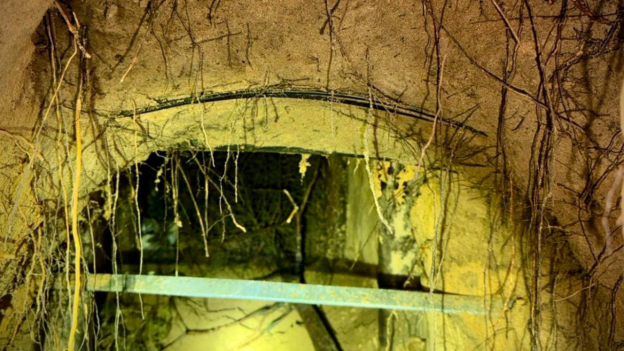 Belarus'tan kazılan tünelle 180'den fazla yasa dışı göçmen Polonya'ya geçti