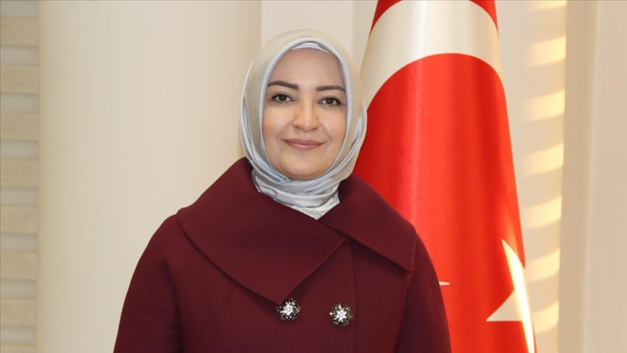 AK Parti'li Atabek'ten TBMM'deki tartışmalara aile vurgusu: LGBT ideolojisine de asla geçit vermeyeceğiz