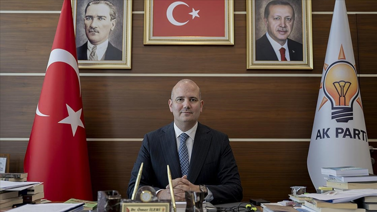 AK Parti'li İleri: Grup Başkanvekilimiz  Leyla Şahin Usta'ya karşı yapılan saygısızlığı kınıyorum, kabul etmiyorum