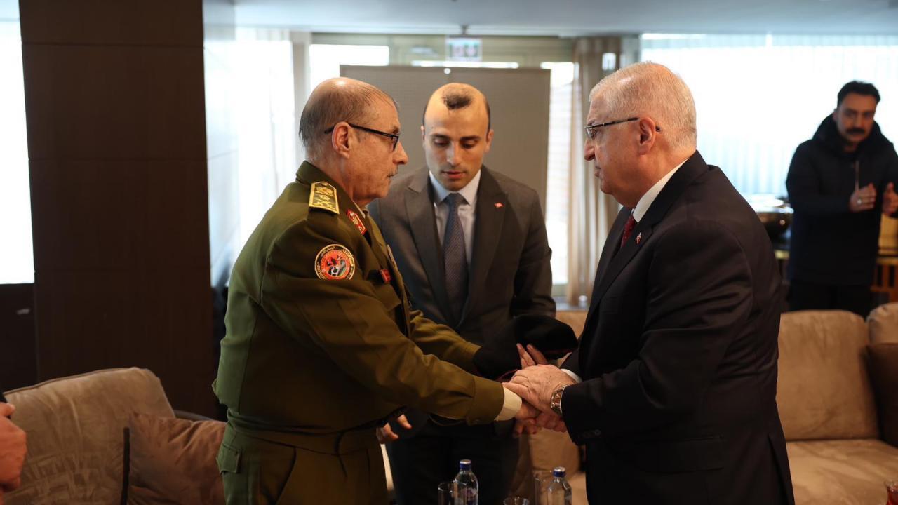 Bakan Güler'den, Libya askeri heyetinin naaşını almak için gelen yetkililere taziye ziyareti