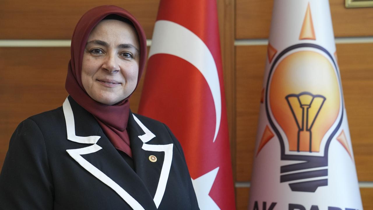 AK Parti Genel Merkez Kadın Kolları Başkanı Ercan'dan Regaip Kandili mesajı