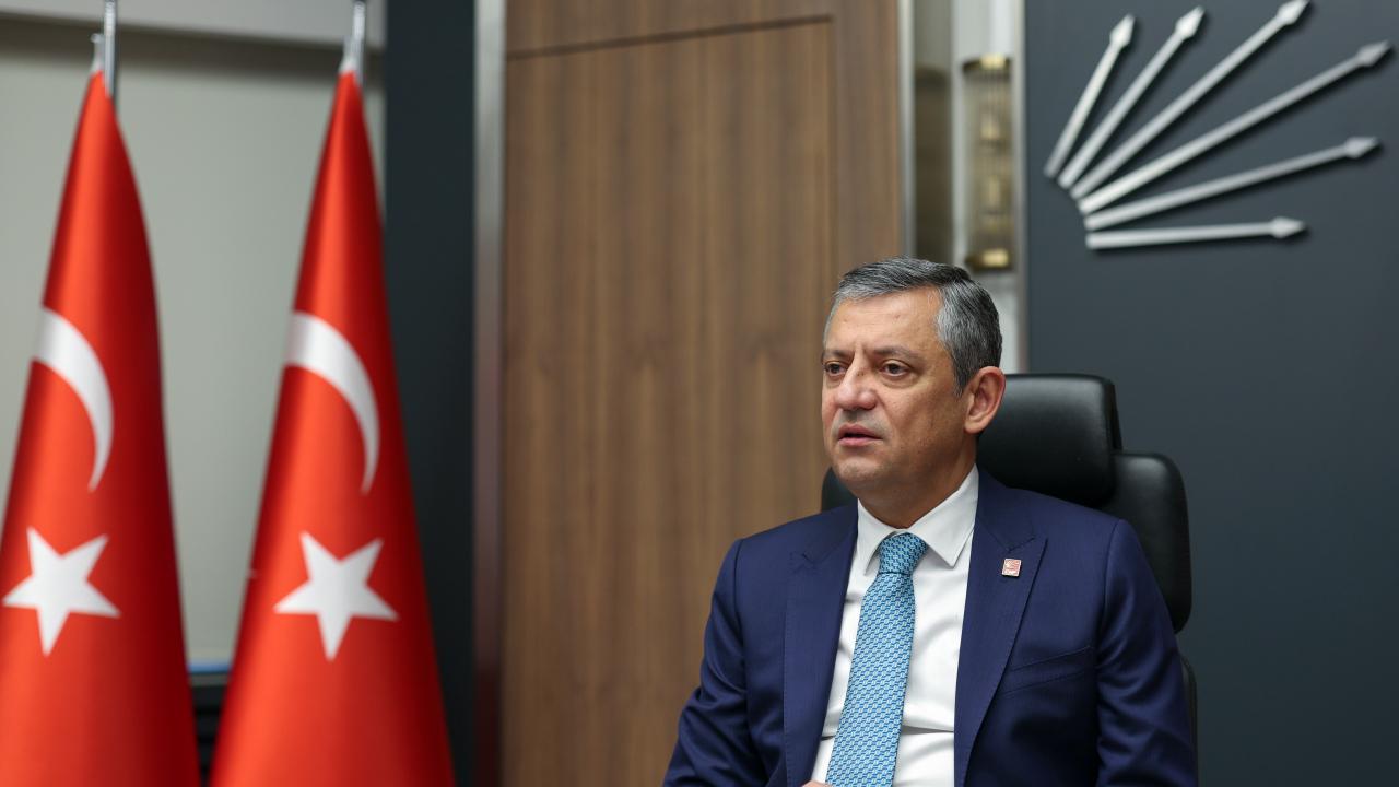 CHP Genel Başkanı Özel'den Regaip Kandili mesajı