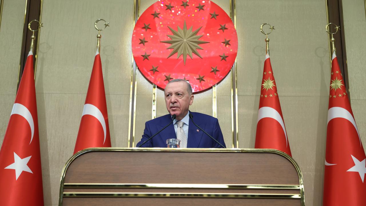 Cumhurbaşkanı Erdoğan: Türkiye Yüzyılı yürüyüşümüze eşlik eden Avrupa Türk toplumunu kimseye ezdirmeyiz