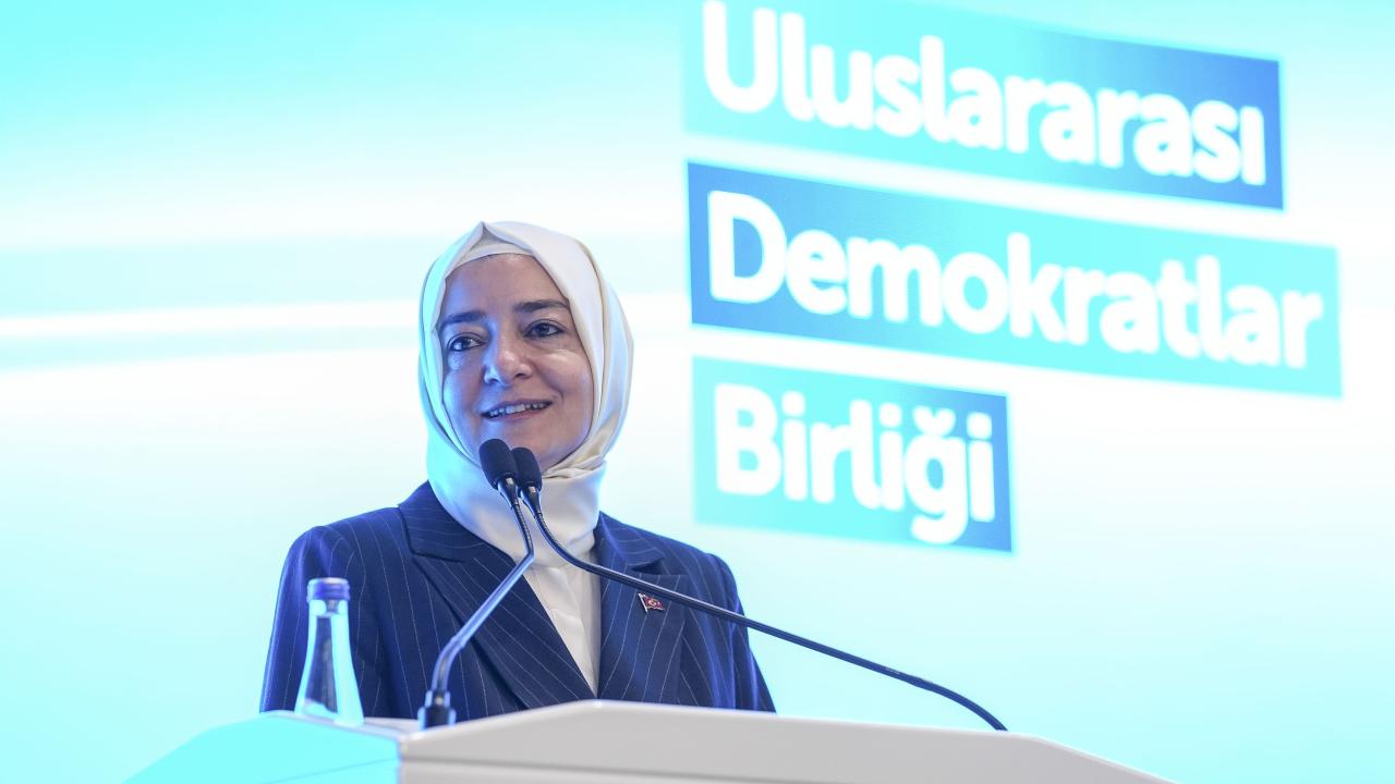 Uluslararası Demokratlar Birliği Kapasite Geliştirme ve Eğitim Çalıştayı devam ediyor