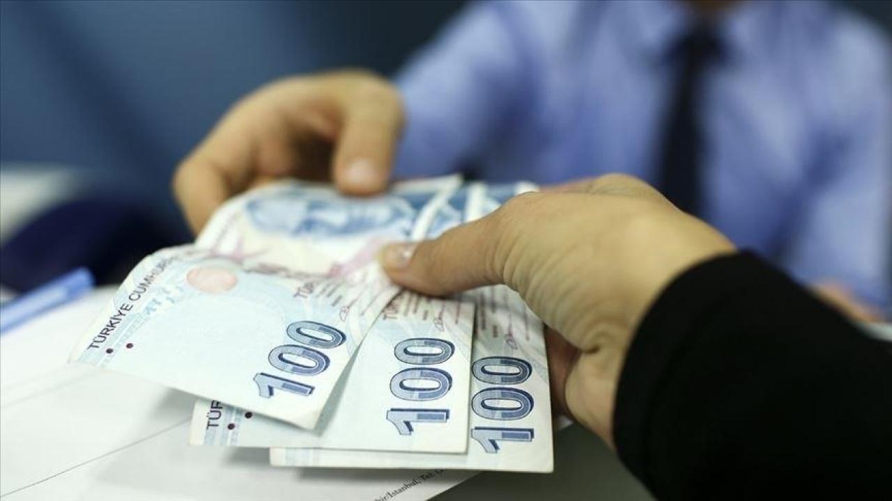 İşverenlere sosyal yardım istihdamı için 897 milyon liralık destek