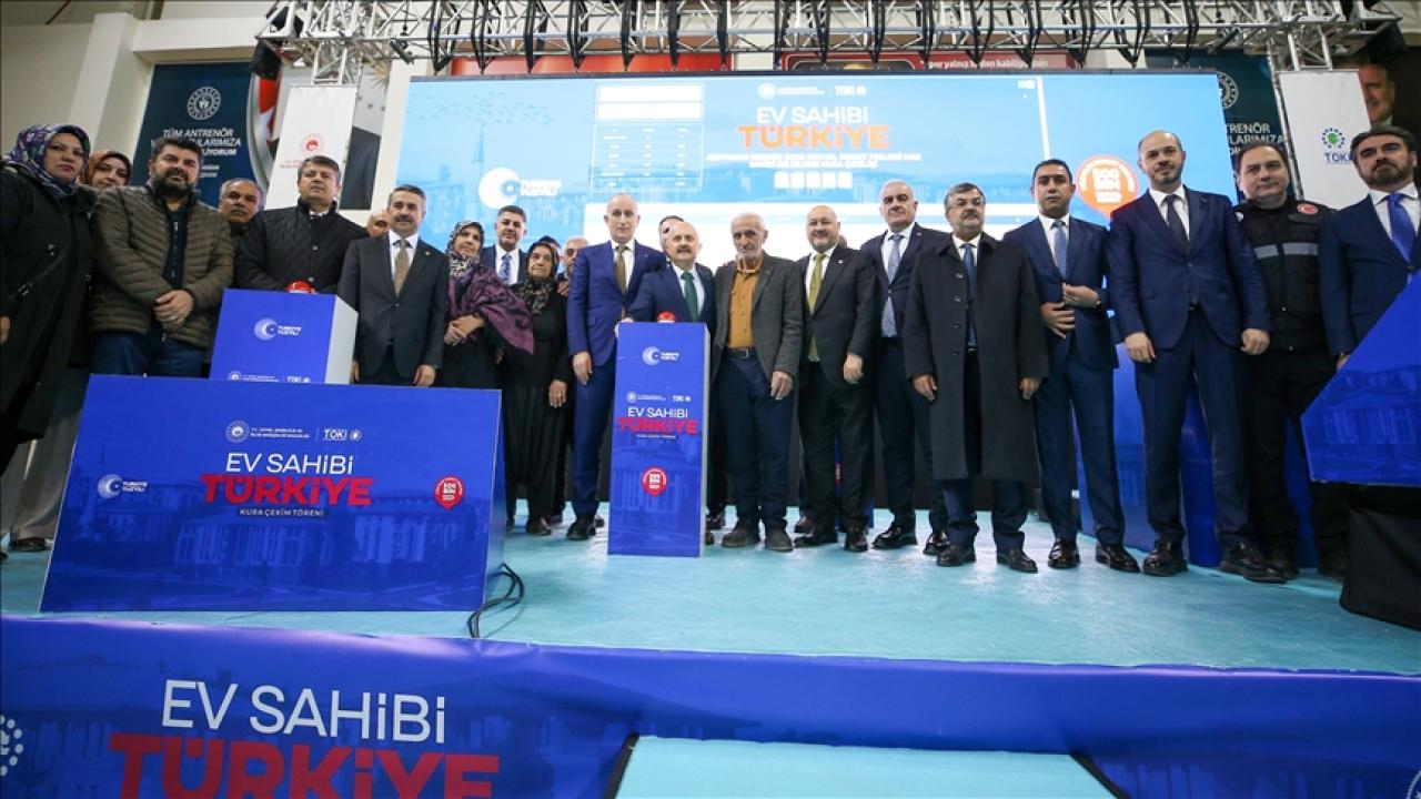 Yüzyılın Konut Projesi'nde kura çekimleri Adıyaman'da başladı