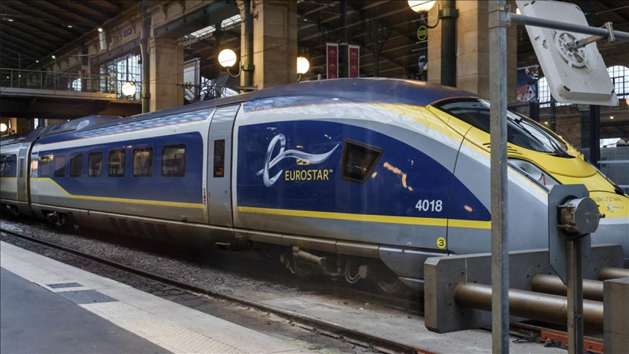Eurostar, teknik sorunlar nedeniyle yolculardan seyahatlerini ertelemelerini istedi