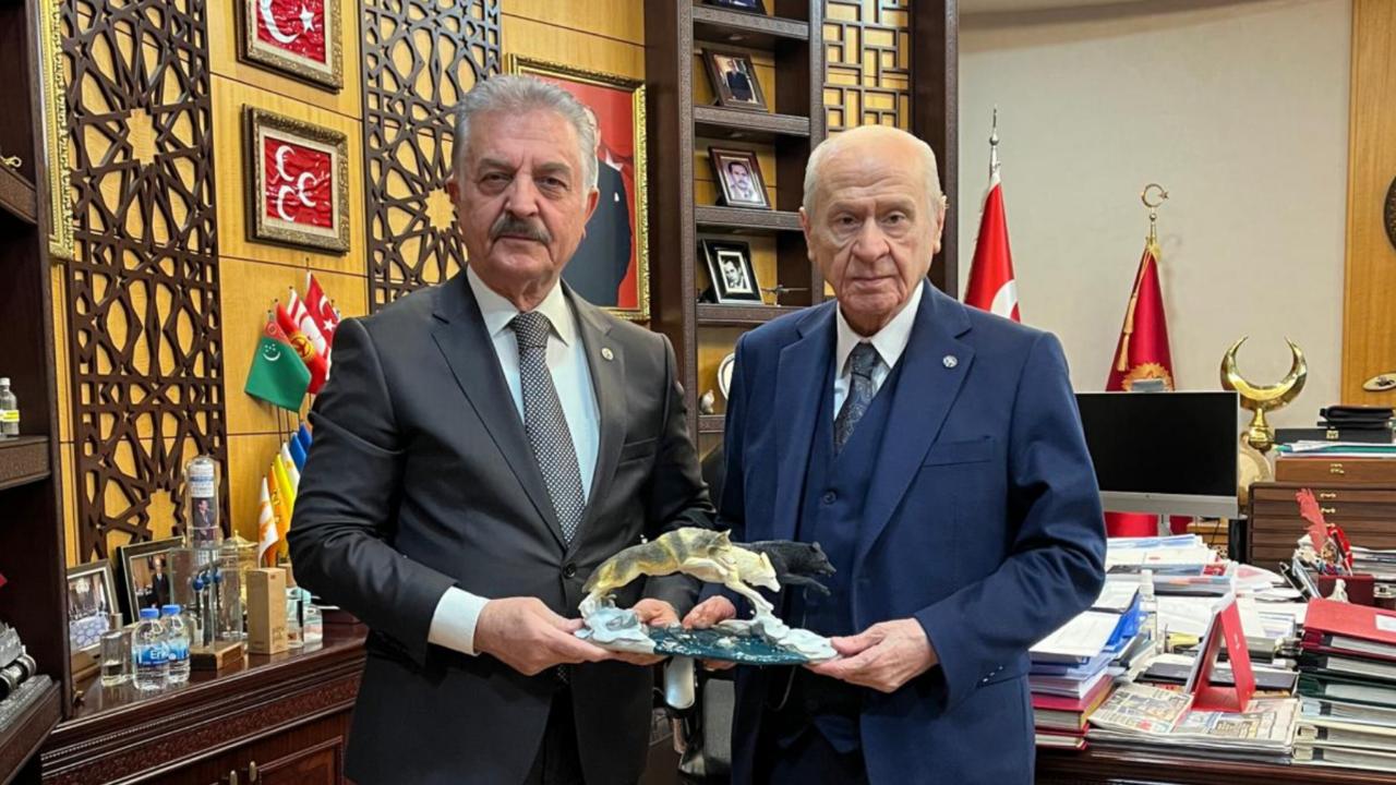 MHP'li Büyükataman’dan MHP Lideri Devlet Bahçeli’ye doğum günü ziyareti