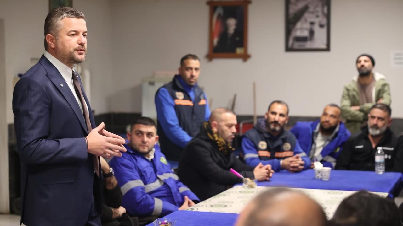 İşçilerin maaş eylemi sırasında tatile gitmesi eleştirilen Buca Belediye Başkanı Duman'dan açıklama