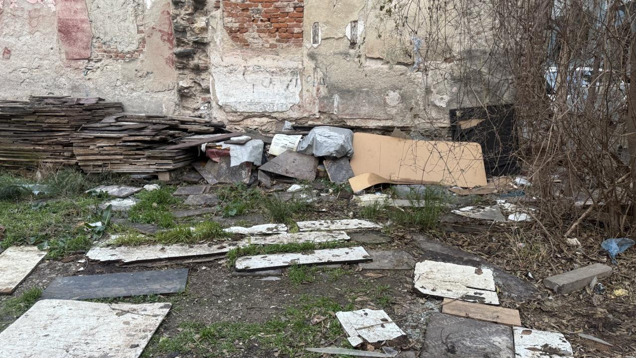 Bursa'da boş arazide terkedilmiş bebek bulundu