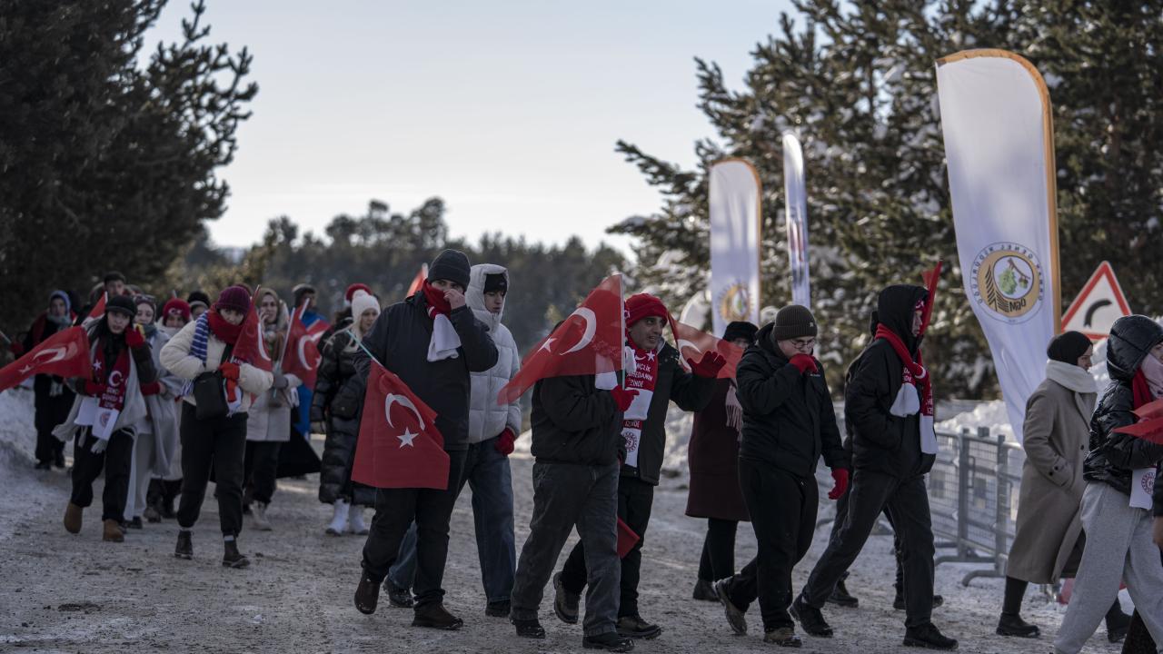 Türkiye, Sarıkamış şehitlerini anmak için Allahuekber Dağları'nda bir araya geldi