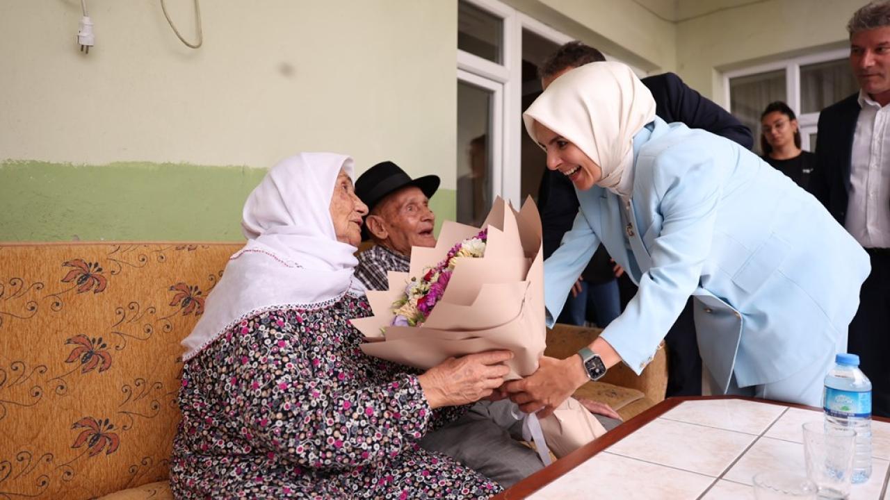 Ocak ayına ilişkin yaşlı aylığı ve engelli aylıkları hesaplara yatırılmaya başlandı