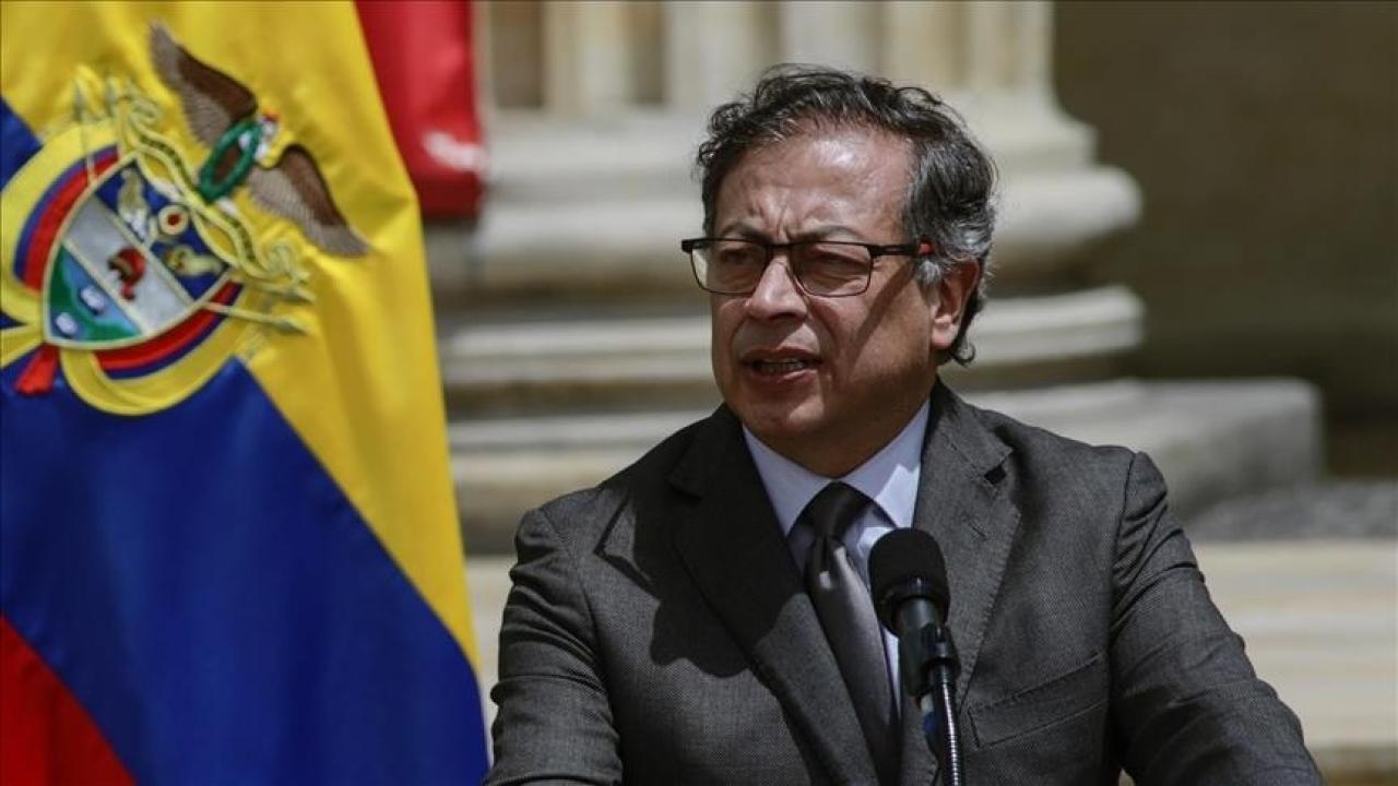 Kolombiya Cumhurbaşkanı Petro, ABD'nin olası tutuklama adımının halkın tepkisini tetikleyebileceğini savundu