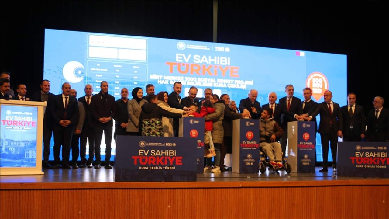 Yüzyılın Konut Projesi kapsamında Siirt'te inşa edilecek konutların hak sahipleri kurayla belirlendi